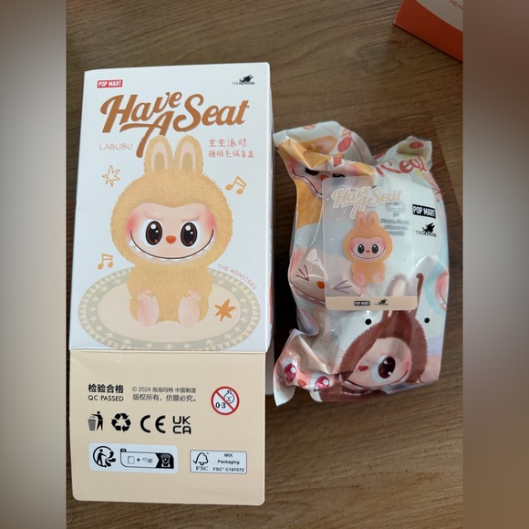 Have A Seat Labubu BABA, sealed bag - Picture 2 of 3